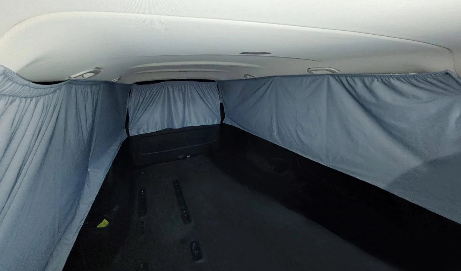 BREMER SITZBEZÜGE Blackout Zestaw zasłon kompatybilny z Ford Tourneo Custom od 2012 roku ochrona przed słońcem, kemping, akcesoria, kompletny zestaw, zasłony nieprzejrzyste